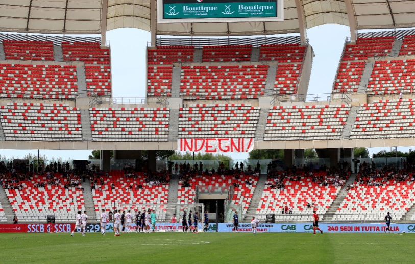 STADIO-VUOTO