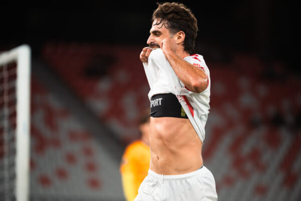 IPA88571124 - Karlo Butic of SSC Bari during the Italian Serie C match between SSC Bari vs Potenza Calcio in San Nicola Stadium of Bari 15 september 2026 during SSC Bari vs Potenza Calcio, Italian football Serie C match in Bari, Italy, September 15 2026